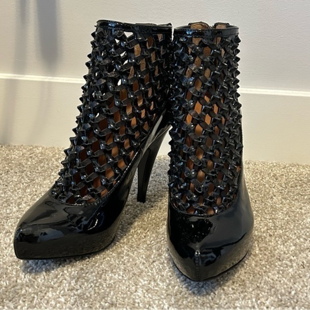 Givenchy Lattice Knot Cage Bootie Shoes